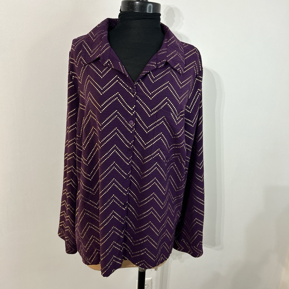 Elegant Purple Chevron Women's Button Down Shirt